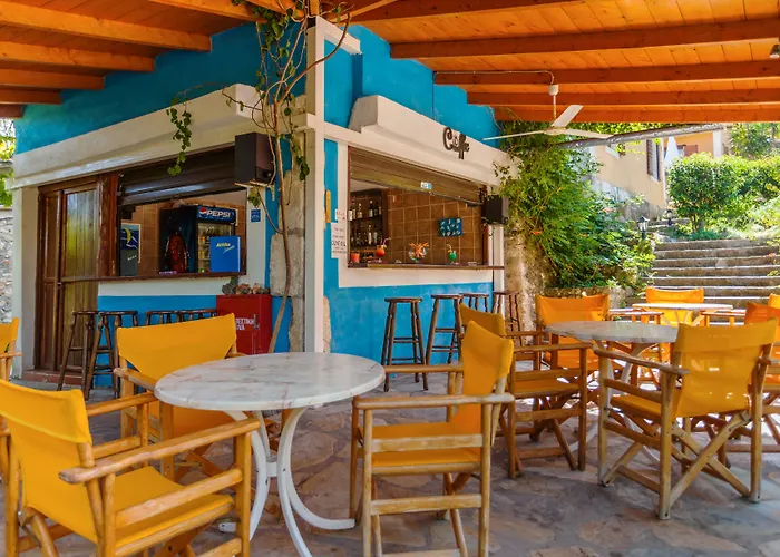 Archontiko Maisonettes Hotel 4*