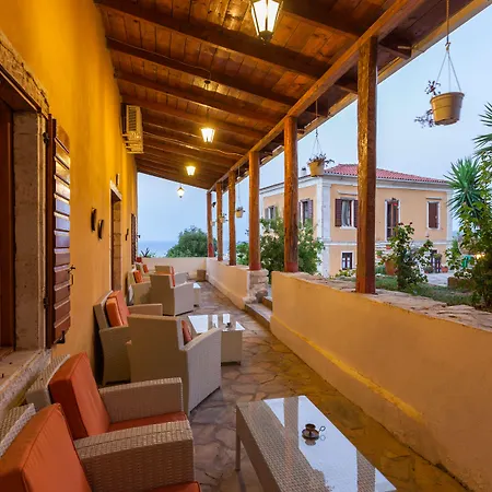 Archontiko Maisonettes 4*