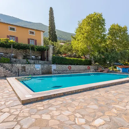 Archontiko Maisonettes Hotel 4*