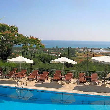 Archontiko Maisonettes 4*