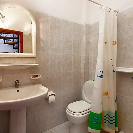 Archontiko Maisonettes Szálloda Alikész