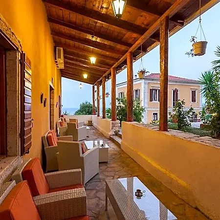 Szálloda Archontiko Maisonettes Alikész