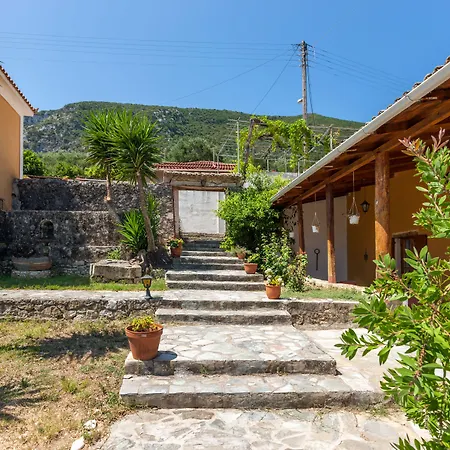Archontiko Maisonettes 4*